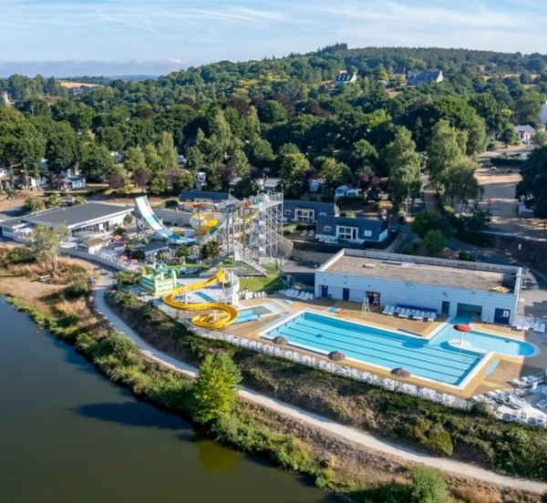 Brittany campsite with swimming pool